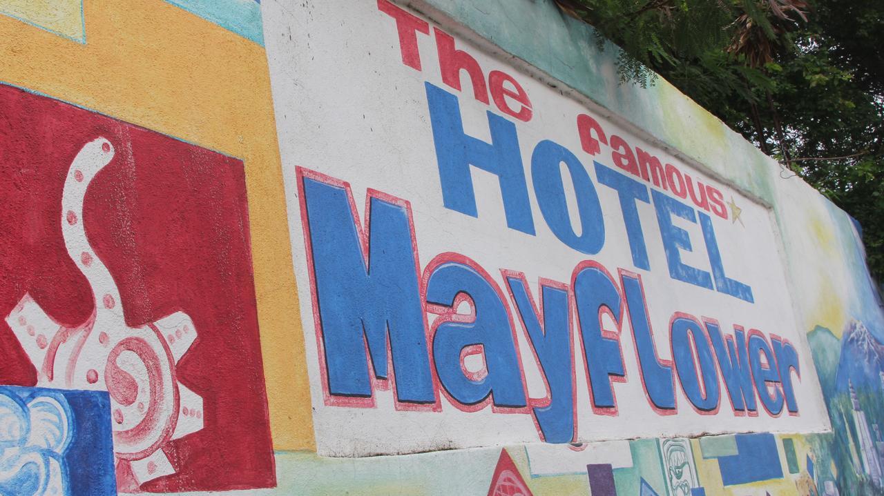 Hotel Mayflower プエルト・エスコンディード エクステリア 写真